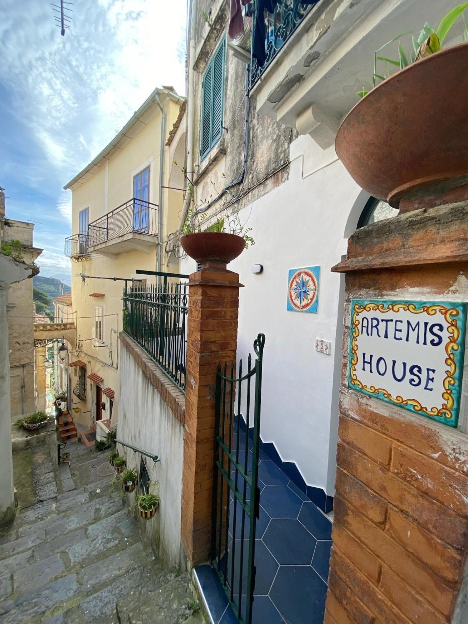 Casa Vacanza: The Wind Rose В'єтрі Екстер'єр фото